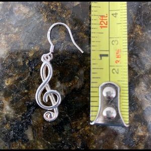 Single Silver Treble Clef Earring